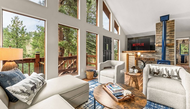 Hidden Forest Retreat — Hot Tub, Fire Pit & Mountain Luxury in Bailey, CO