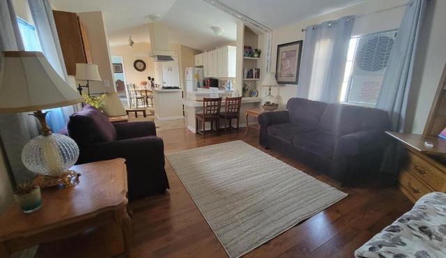Hidden Gem 2 bed 2 bath private mobile home with great parking