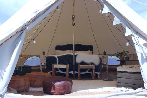 Hidden gem! boho glamping tent with pool and hot tub