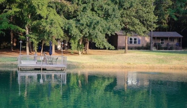 Hidden Gem Cottages: Sapphire Cottage