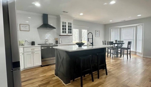 Hidden Gem/House/4 BR/Powder Springs.