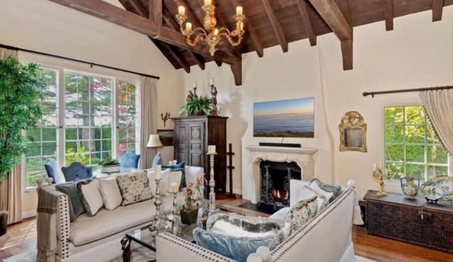 Hidden gem in centrally located Santa Barbara