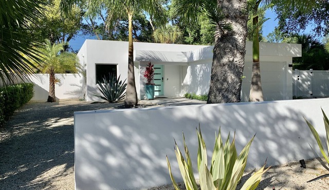 Hidden Gem in Charming Sarasota, Florida