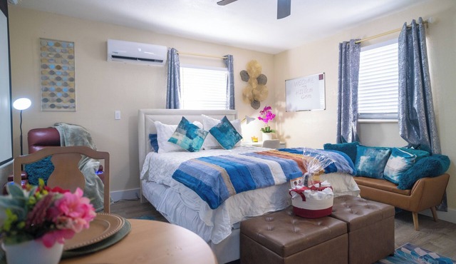 Hidden Gem in Cutler Bay-Cozy 1BR Retreat Near It All w/Fast Wi-Fi & Parking!