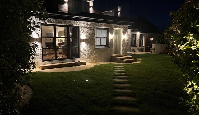 Hidden Gem In Seaview - Fantastic Location