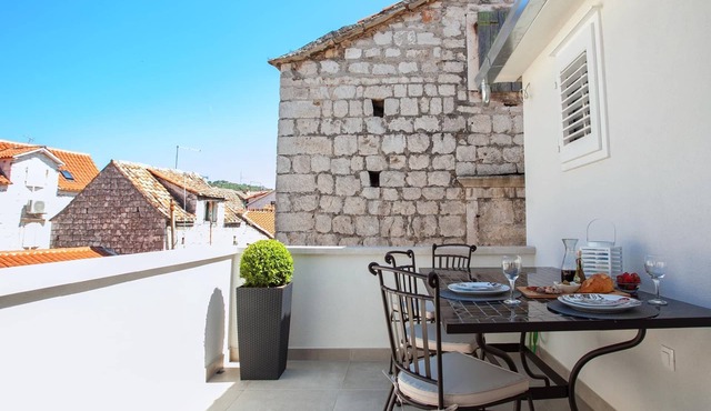 Hidden gem in the ❤ of Trogir with Balcony