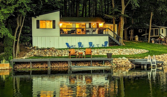 Hidden gem on a private lake - serene, senic and superb!nn