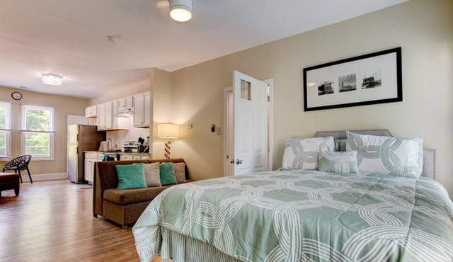 💎Hidden Gem Studio💎 Queen Bd | 5⭐️ Location