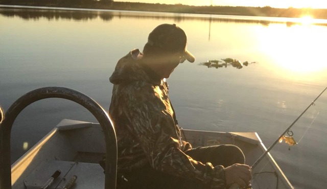 Hidden Gem! Waterfront Private Lake, Epperson Lagoon 5 Mins, Canoe/Fish/Relax.