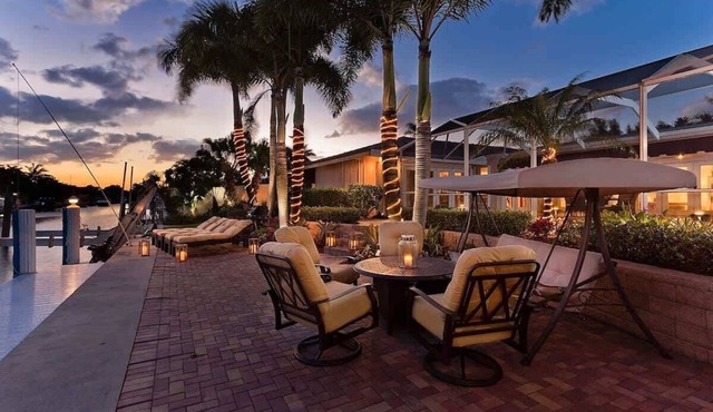 Hidden Harbor Paradise -Private Heated Pool w/Dock