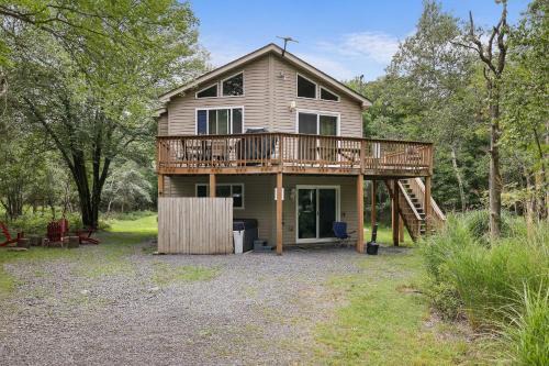 Hidden Haven by AvantStay Hot Tub Game Room Deck Fire Pit