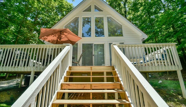 Hidden Haven - Hot Tub, Outdoor Shower & Firepit