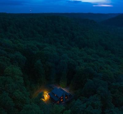 Hidden Heights - by The Chalets