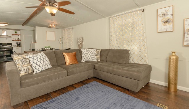 Hidden Hillside Retreat