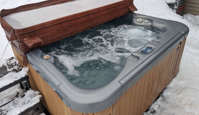 Hidden Hot Tub Haven