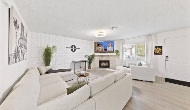 Hidden Jewel Near Summerlin