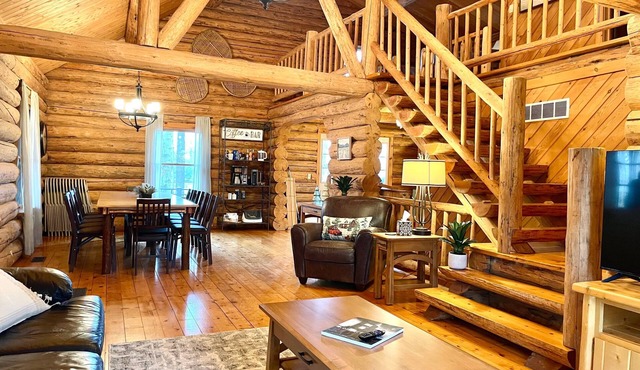 Hidden Log Cabin Hot Tub Ping Pong Family