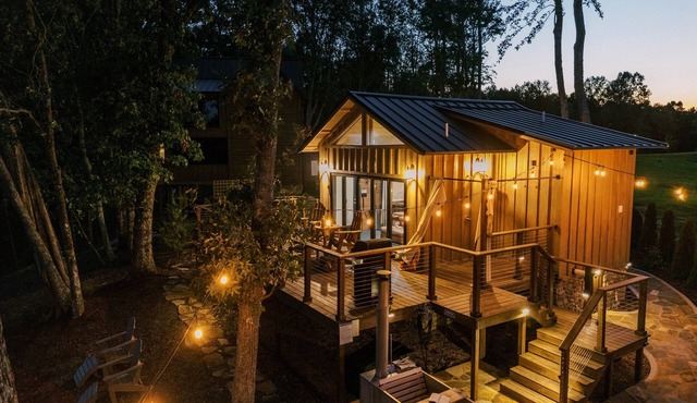 Hidden Mountaintop Getaway