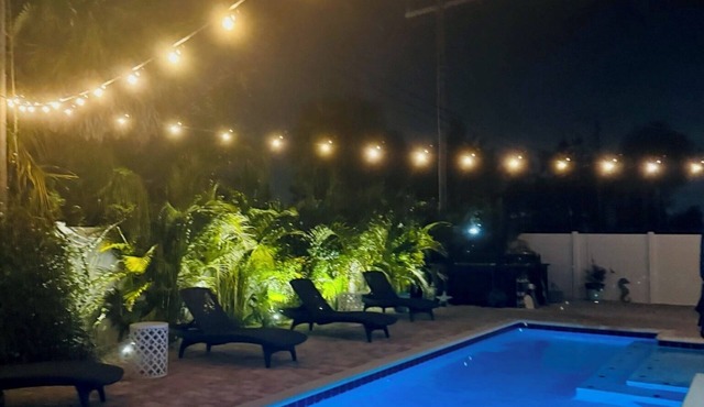 Hidden Oasis - 10 Min To Beach - Pool & Spa Retreat - Space for Boat/RV