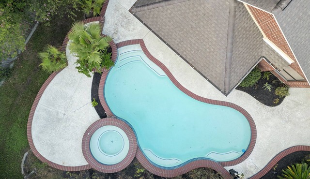 ~ Hidden Oasis ~ Luxury Private Pool Home