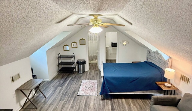 Hidden Paradise tucked away with pool side amenities