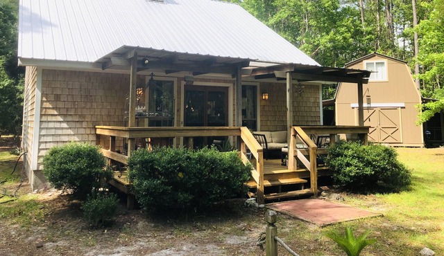 Hidden Pines, Quiet Retreat. Close to Pooler, Savannah & Hyundai Plant.