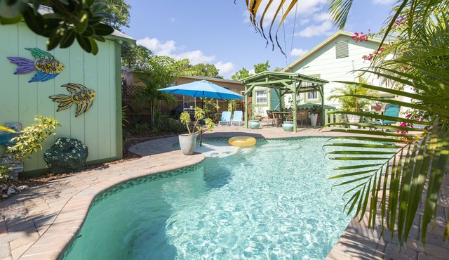 Hidden Private Tropical Oasis with Two Cottages, Pool and Gorgeous Gardens