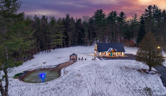 Hidden Treasure Estate | Pond + Fire Pit