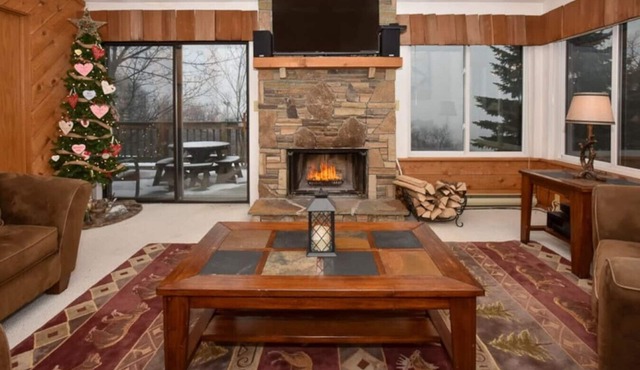 Hidden Valley Summit, Slope side with a view