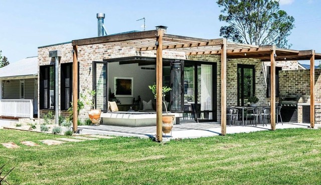 Hide and Seek, Kangaroo Valley