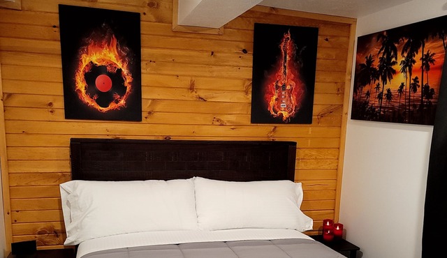 Hideaway 10 *Traverse City *Sleeping Bear Dunes