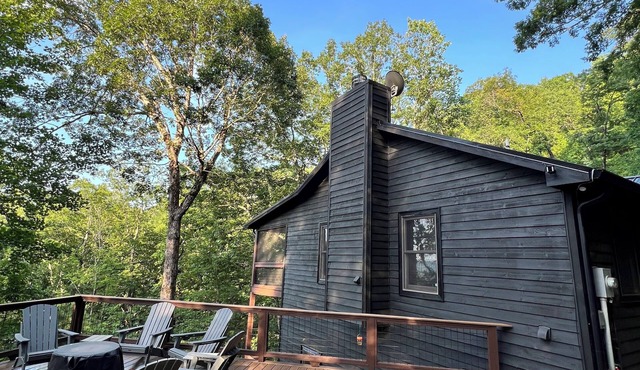 Hideaway Cabin - Georgia Mountain Escape
