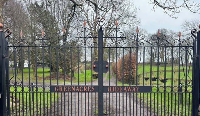 Hideaway Cottages - Greenacres Estates