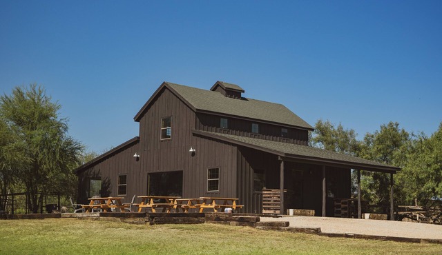 Hideaway Creek Rustic Cabin Escape on 3 Chicks Texas Longhorn Ranch