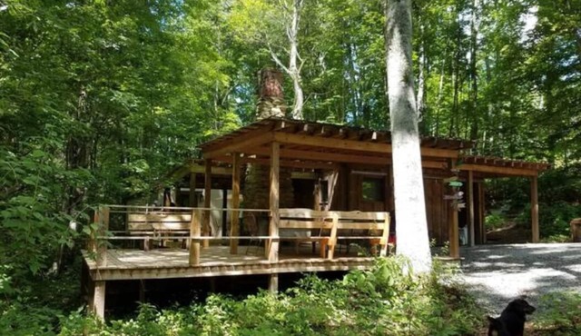 Hideaway from it all ! Holyfield Hideaway, Flag Pond, Tennessee