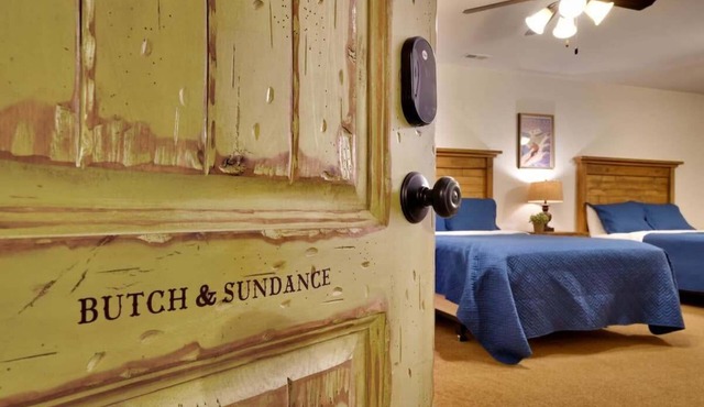 Hideout @ the Rim - Butch & Sundance Suite