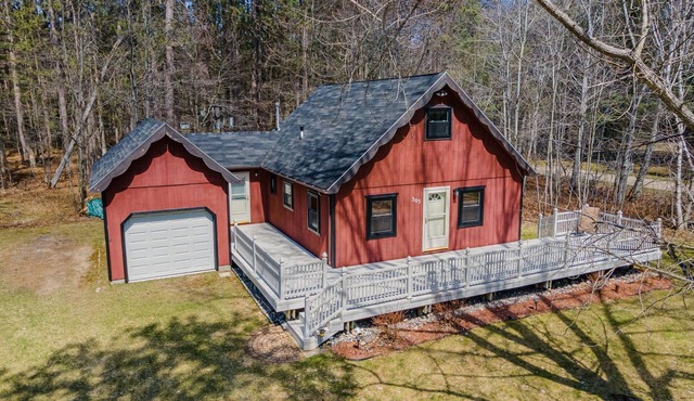 Higgins Haven - A cozy 2 bedroom cottage with loft