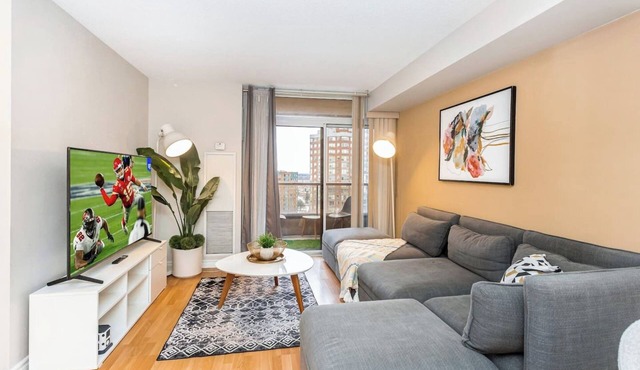 High-End 2BR/2BA Condo-Steps to Square One Mall