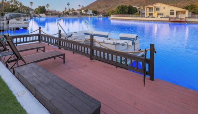 High-End Arrowhead Lakes Estate w/Private Boat & Heated Spa