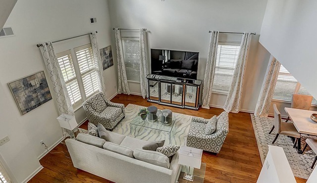 High End Mud Island Home