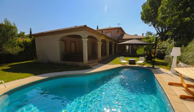 HIGH-END VILLA MONTPELLIER