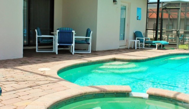 High Grove - 4 Bedrooms Pool & Spa Home with Clubhouse
