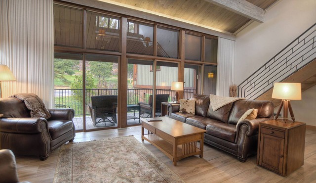 High Mountain Home (#703) |10 min to Ski - Golf - AC/Pool/Hot Tub/Deck