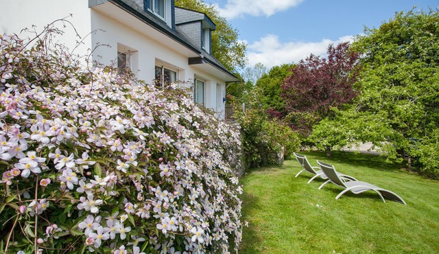 High-quality, tastefully decorated house by the sea. 4* label in 2024! Sleeps 4