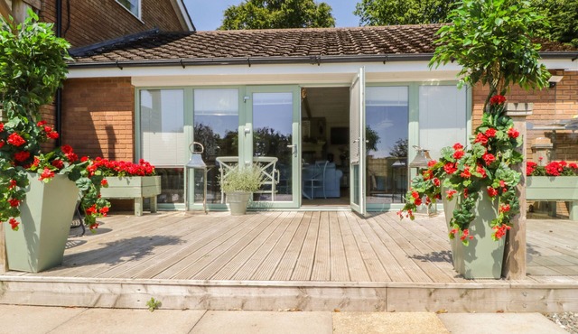 HIGH RIGG WOODLAND COTTAGE, family friendly in Brampton, Cumbria