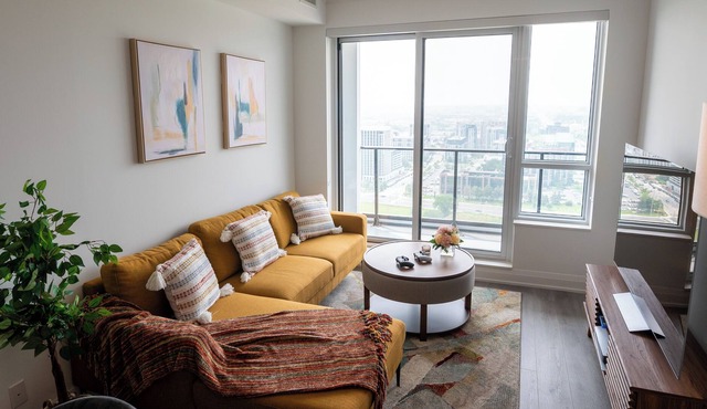 High-rise luxurylandscape in heart of Markham3bedroomsApartment2free parking