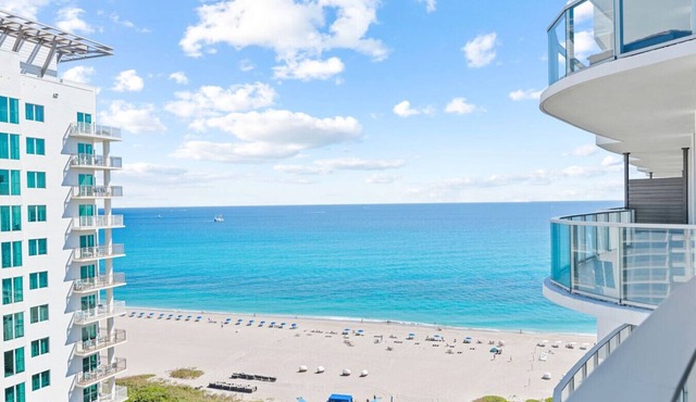 High Rise Ocean View Condo 2BR 2.5BA