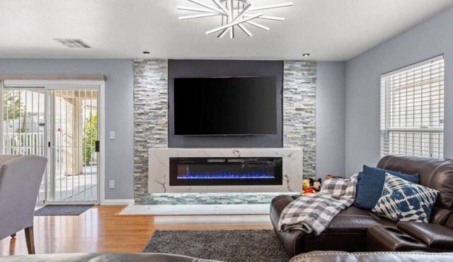 High Roller Retreat | Close To Strip | Fireplace | Outdoor Patio