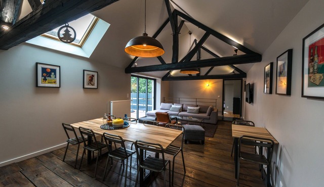 High standing charming house for 10 people