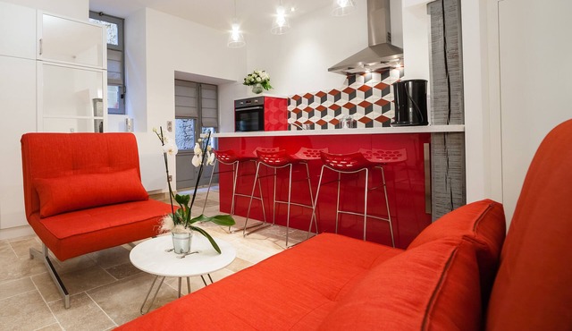 High standing apartment in the heart of the medieval city of Sarlat